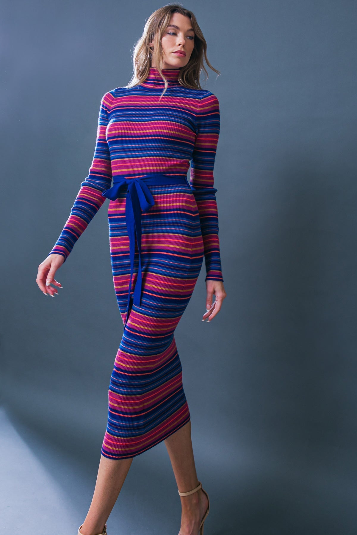 NOTEWORTHY SHINE SWEATER MIDI DRESS Flying Tomato